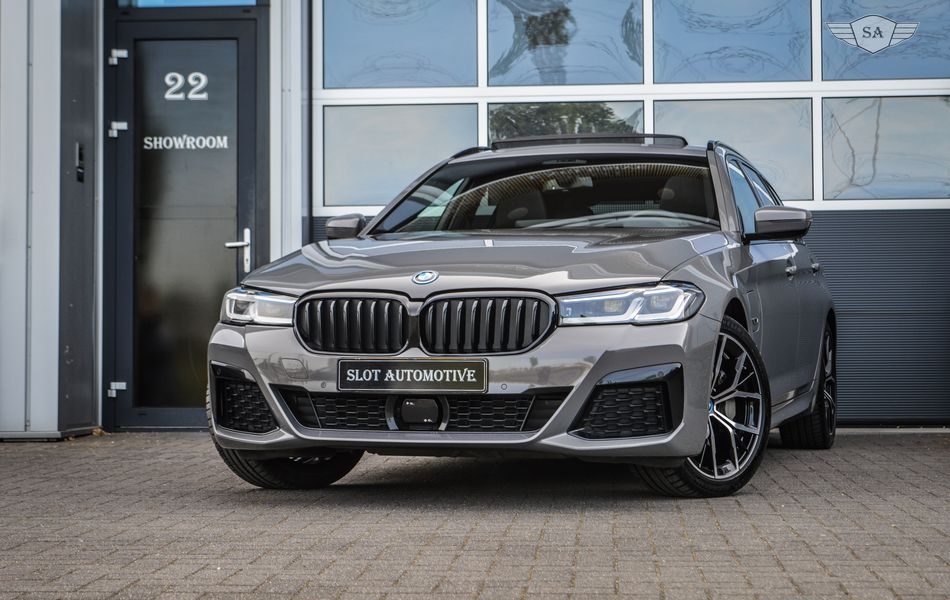 BMW 5-SERIE